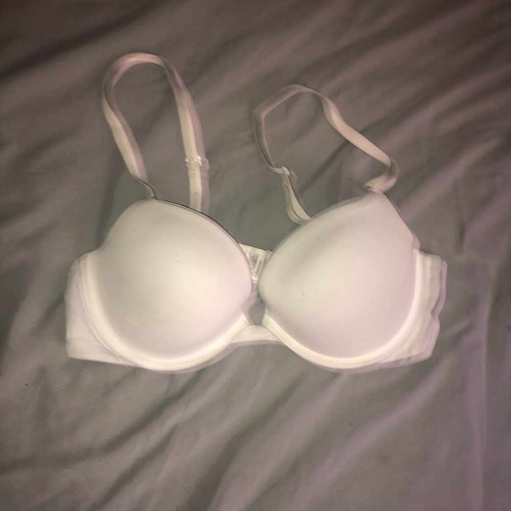 CALVIN KLEIN BRA 32B WHITE UNDERWIRE